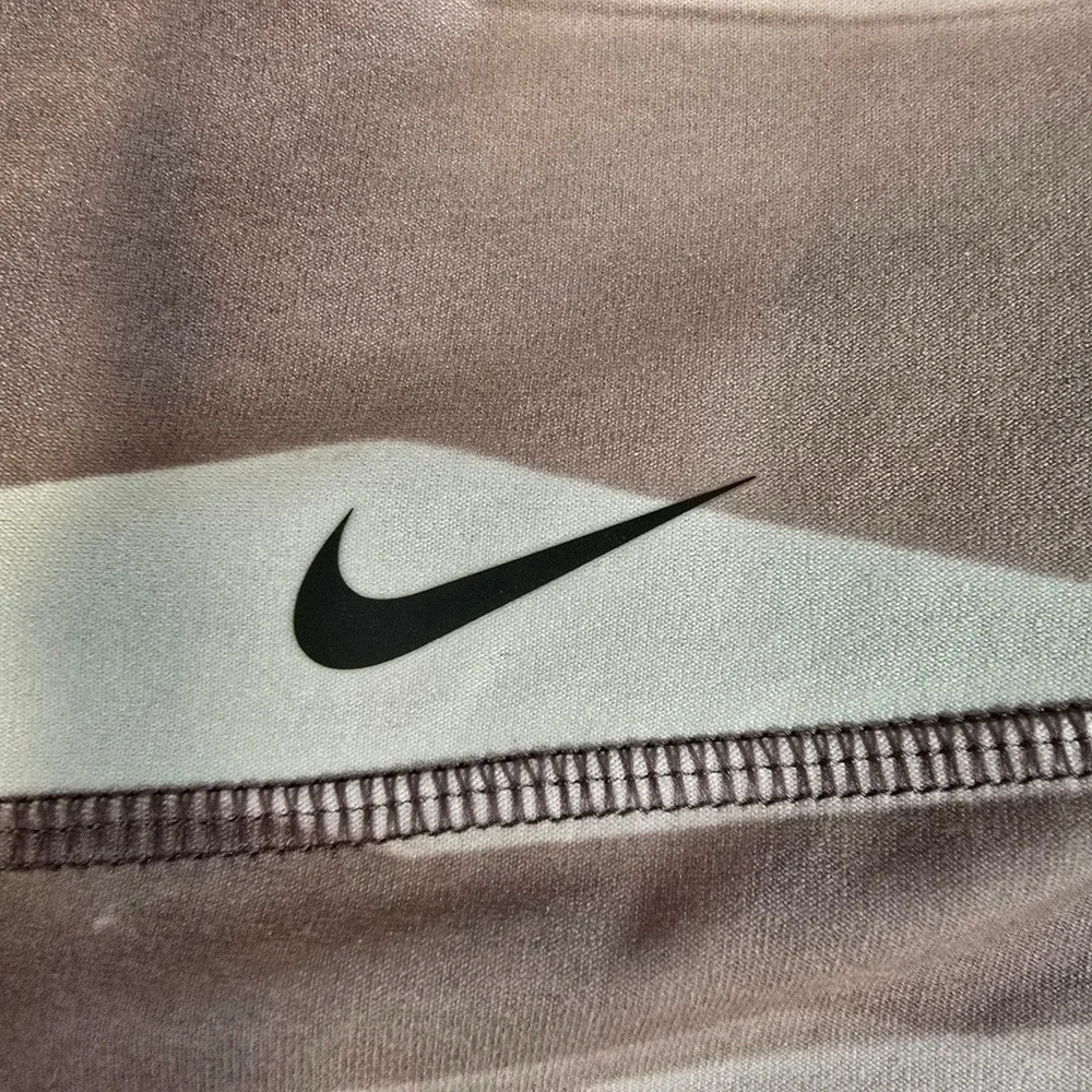 Nike‎ Legend Dri-FIT Leggings Womens XS Mauve Purple Abstract Print HR Yoga